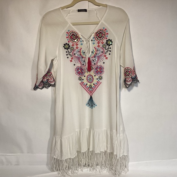 Ciao Milano Paris Embroidered mini dress fringed bottom Womens size medium